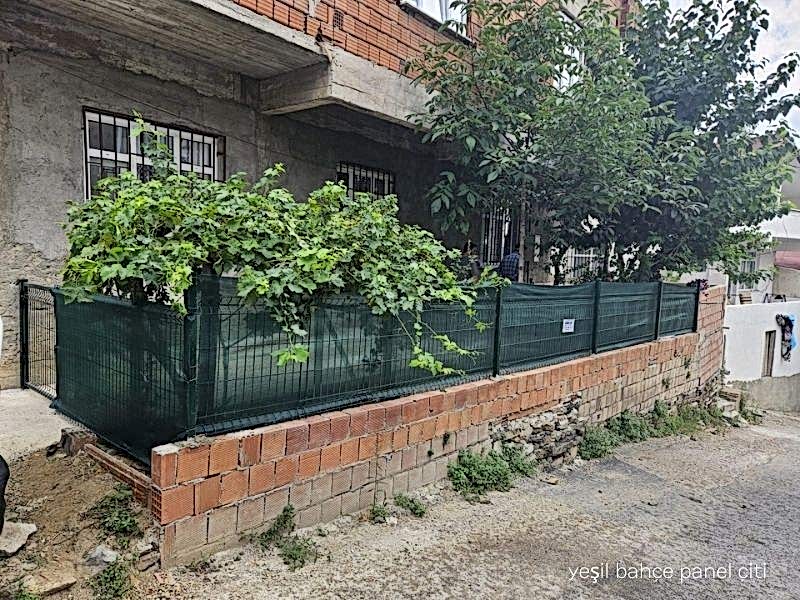 yeşil bahçe panel çiti